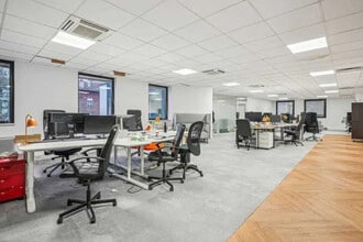 31 Rue D'Aguesseau, Boulogne-Billancourt à louer Photo de l’immeuble– Image 1 sur 3