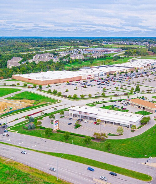 8420-8660 N Madison St, Kansas City, MO à louer - Photo de l’immeuble – Image 1 sur 31