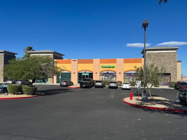 4840 S Fort Apache Rd, Las Vegas, NV à louer - Photo de l’immeuble – Image 3 sur 6