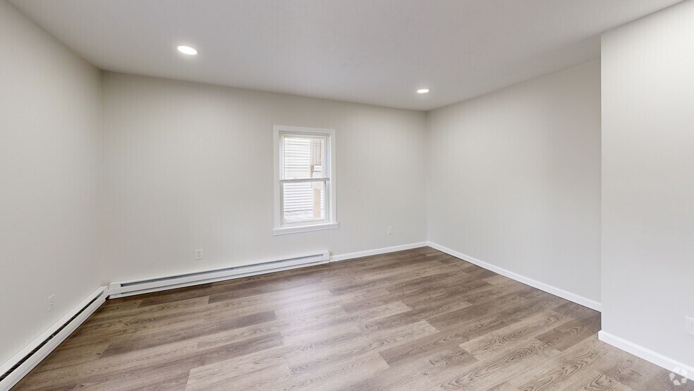 28-38 North St, Ware, MA à vendre - Numérisation 3D Matterport – Image 2 sur 20