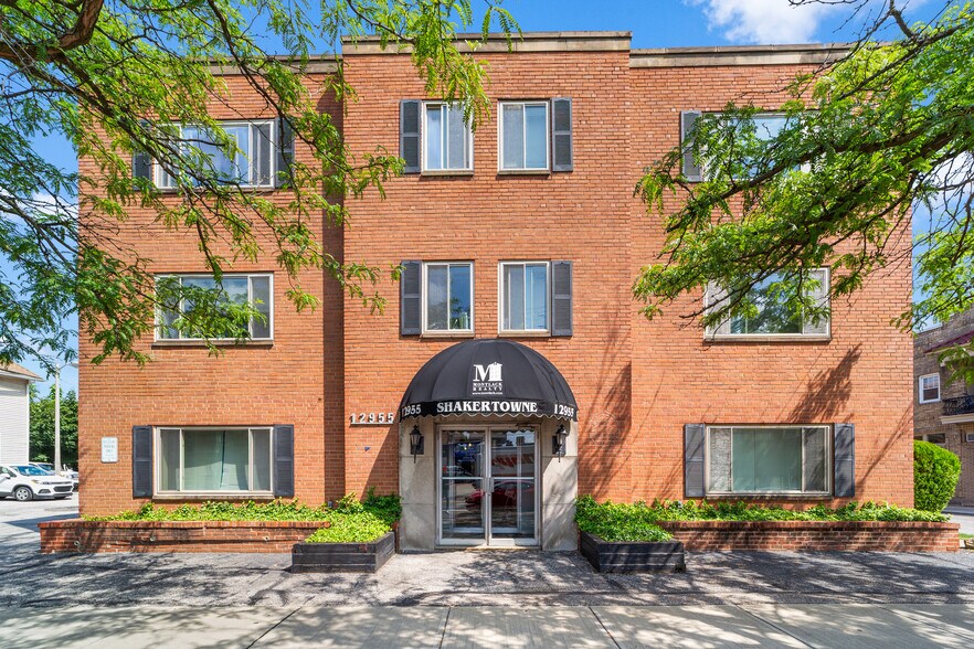 Shakertowne Apts | 30-Unit Multifamily portefeuille de 2 biens à vendre sur LoopNet.fr - Photo de l’immeuble – Image 1 sur 62
