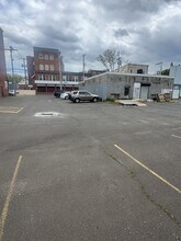 835 Grand Ave, New Haven, CT à louer Photo intérieure– Image 2 sur 5