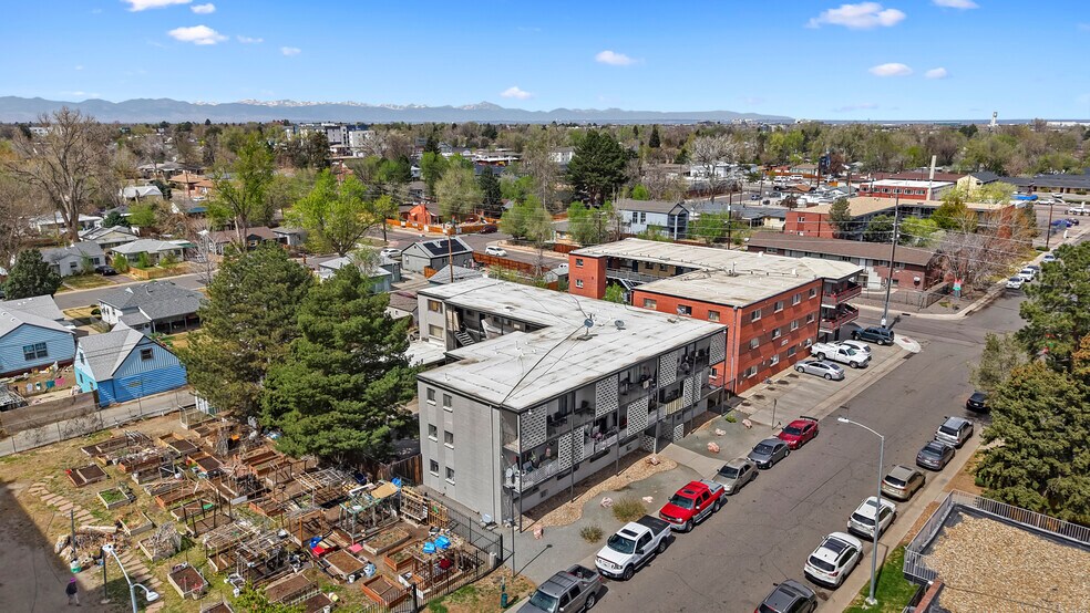 1351 Xenia St, Denver, CO à vendre - Photo de l’immeuble – Image 2 sur 24