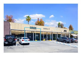 30815-30849 E Thousand Oaks Blvd, Thousand Oaks, CA à louer Photo de l’immeuble– Image 2 sur 3