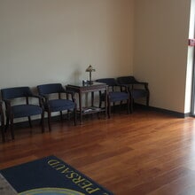 675 Broadway, Massapequa, NY à louer Photo intérieure– Image 2 sur 8