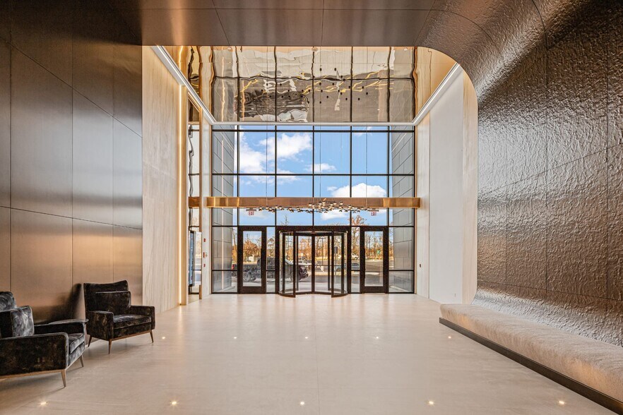 33 Route 59, Monsey, NY à louer - Hall d’entrée – Image 2 sur 63