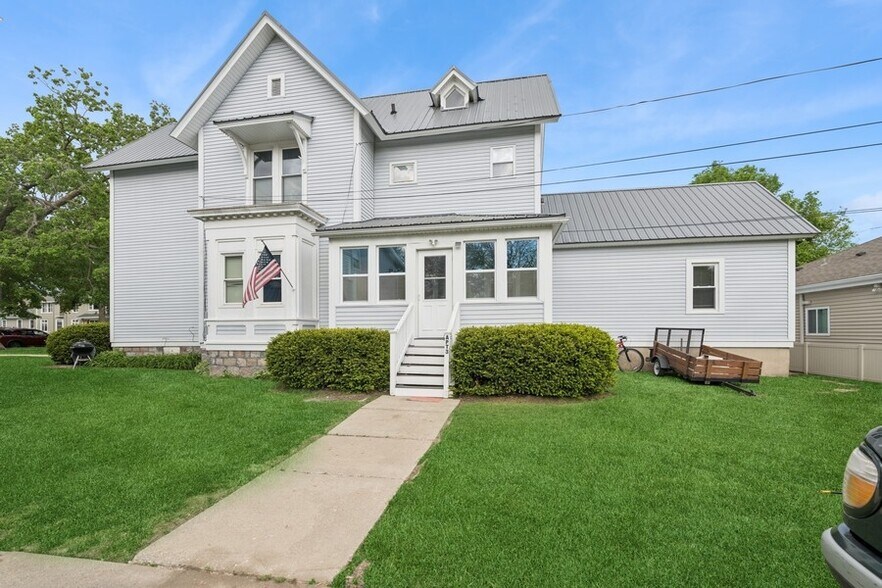 1128 Wisconsin St, Lake Geneva, WI à vendre - Photo de l’immeuble – Image 3 sur 26