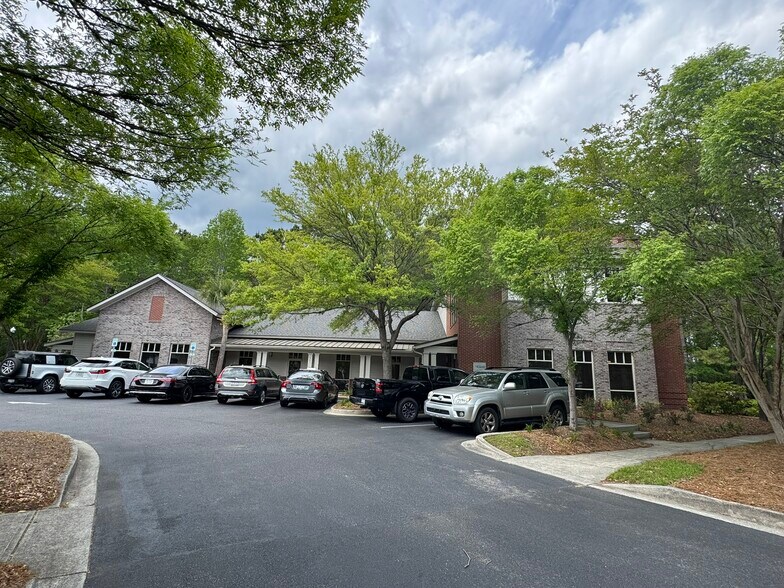 501 Bramson Ct, Mount Pleasant, SC à vendre - Photo de l’immeuble – Image 3 sur 10