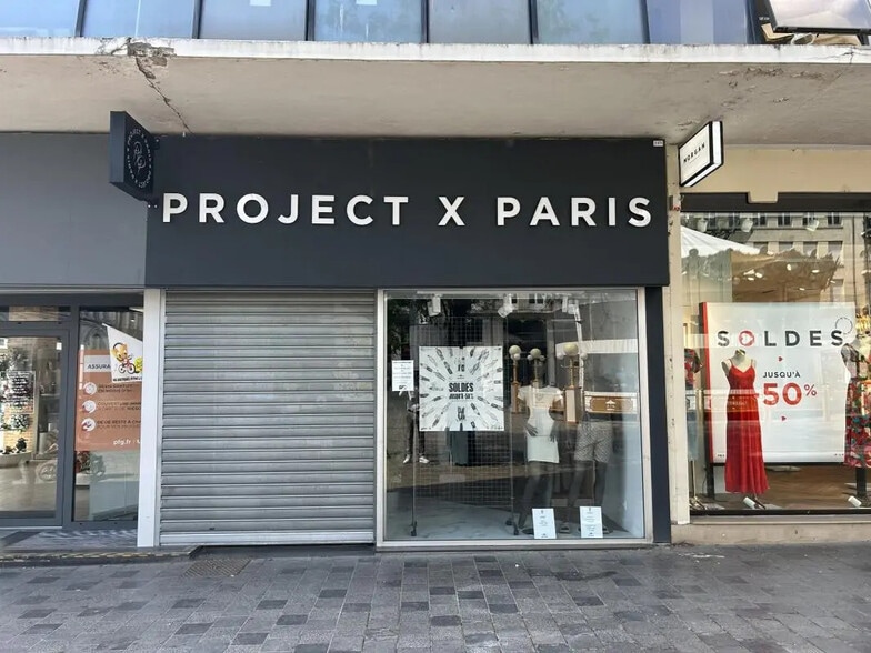 3 Place D'Armes, Valenciennes à louer - Photo de l’immeuble – Image 1 sur 4