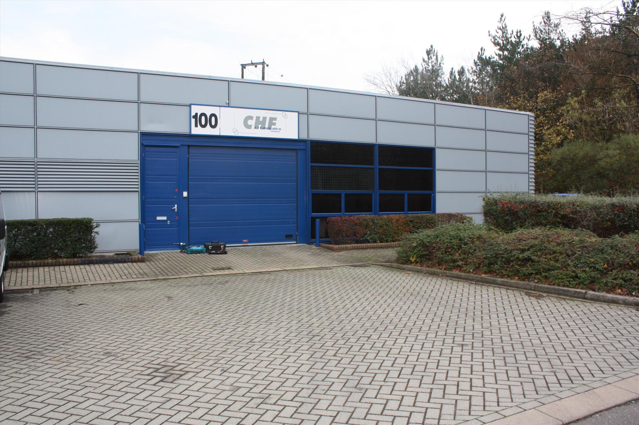100-116 Tanners Dr, Milton Keynes à louer Photo de l’immeuble– Image 1 sur 4