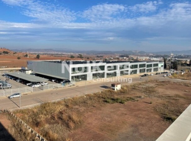 Industriel/Logistique dans Sant Fruitós de Bages, Barcelona à louer Photo de l’immeuble– Image 1 sur 5