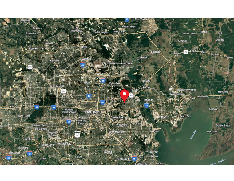 13415 Woodforest Blvd, Houston, TX à louer - Photo de l’immeuble – Image 3 sur 5