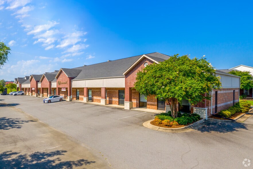 7311 Riverpointe Dr, North Little Rock, AR à louer - Photo de l’immeuble – Image 2 sur 9