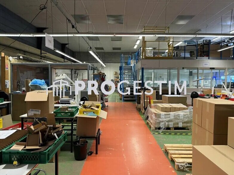 Local d’activités dans Quetigny à louer - Photo intérieure – Image 3 sur 11