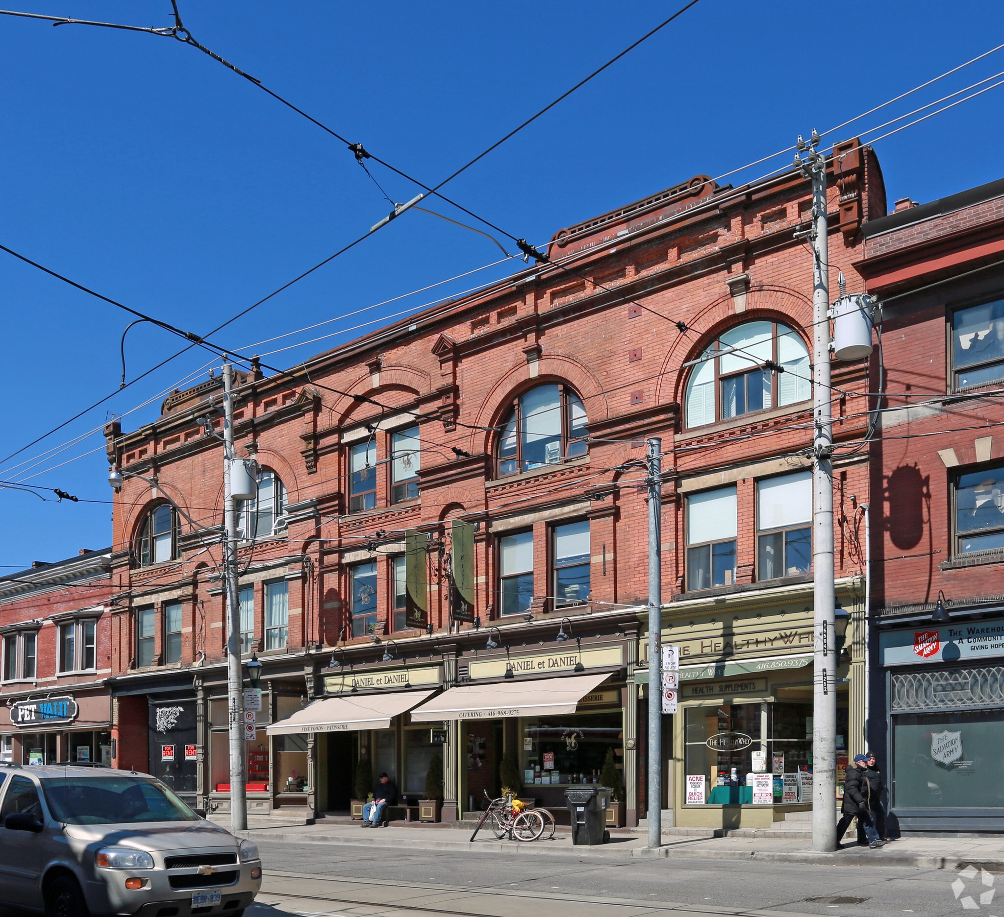 242-250 Carlton St, Toronto, ON à louer Photo principale– Image 1 sur 3