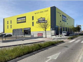 Plus de détails pour Calle de Valle de Tobalina, 17 B, Madrid - Industriel/Logistique à louer