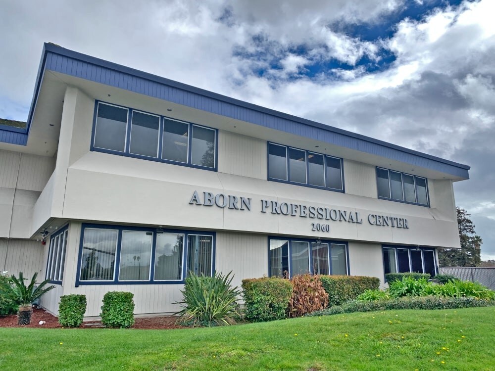 2060 Aborn Rd, San Jose, CA à louer Photo de l’immeuble– Image 1 sur 11