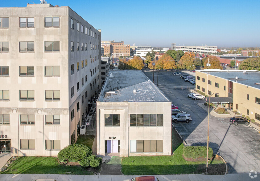 1812 N Meridian St, Indianapolis, IN à vendre - Photo de l’immeuble – Image 3 sur 4