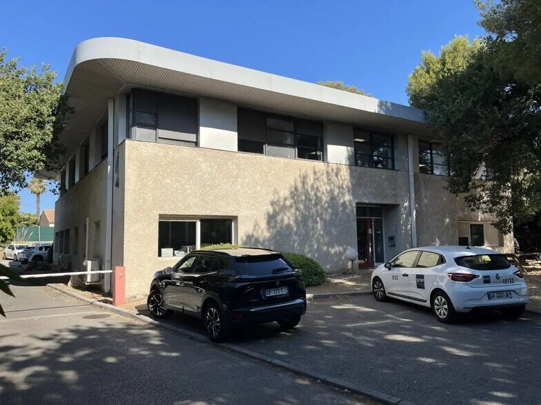 Bureau dans La Seyne-sur-Mer à louer - Photo de l’immeuble – Image 1 sur 12