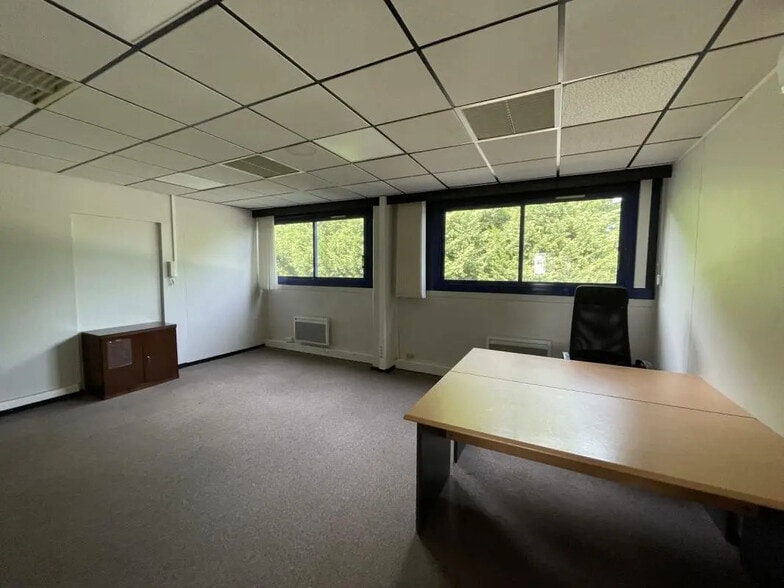 10 Rue Marcel Dassault, Marcq-en-Baroeul à vendre - Photo de l’immeuble – Image 3 sur 11