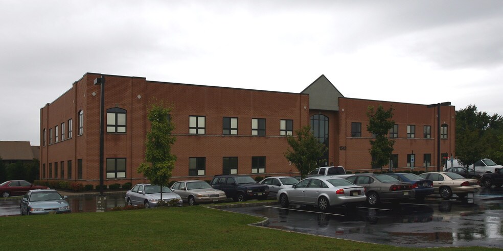 1543 State Route 27, Somerset, NJ à louer - Photo de l’immeuble – Image 2 sur 8