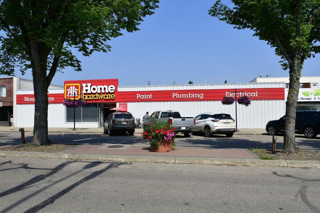 24-26 Athabasca Av, Devon, AB à vendre Photo principale– Image 1 sur 2
