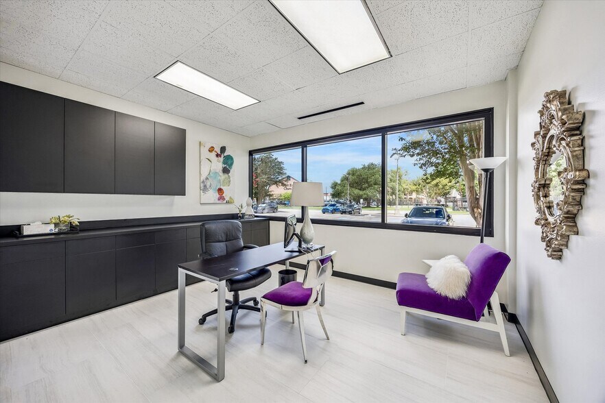 4625 Lillian St, Houston, TX à louer - Photo de l’immeuble – Image 3 sur 15