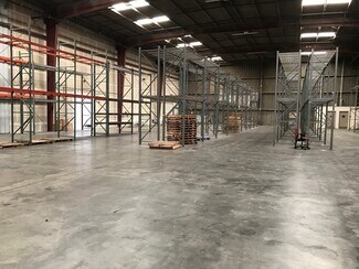 Plus de détails pour 1353 Dayton St, Salinas, CA - Industriel/Logistique à louer