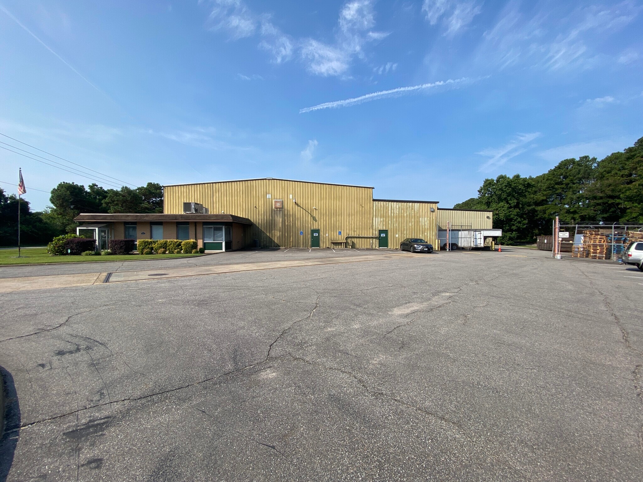 1381 Air Rail Ave, Virginia Beach, VA à vendre Photo de l’immeuble– Image 1 sur 15