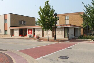 Plus de détails pour 129 E Locust St, Dekalb, IL - Bureau à vendre