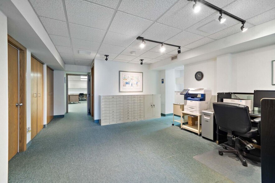 600Z-600AZ St Franchère, Laval, QC à vendre - Photo intérieure – Image 3 sur 5