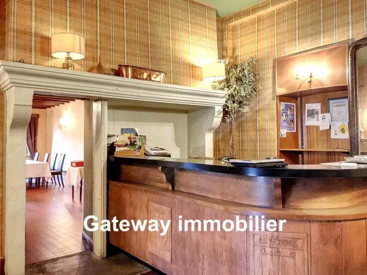 Industriel/Logistique dans Vertolaye à vendre - Photo de l’immeuble – Image 2 sur 15