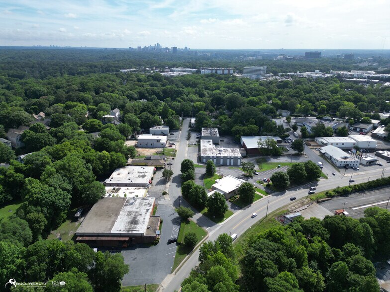 1740 Defoor Pl NW, Atlanta, GA à vendre - Photo de l’immeuble – Image 2 sur 28