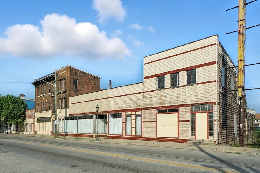 6105-6117 Vine St, Cincinnati, OH à vendre - Photo de l’immeuble – Image 3 sur 51