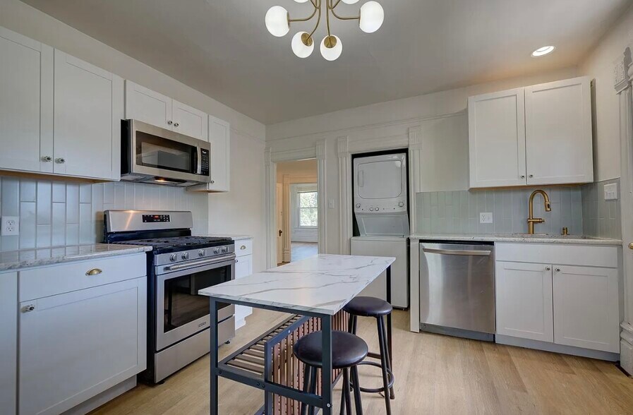 930 N El Paso St, Colorado Springs, CO à vendre - Photo de l’immeuble – Image 1 sur 24
