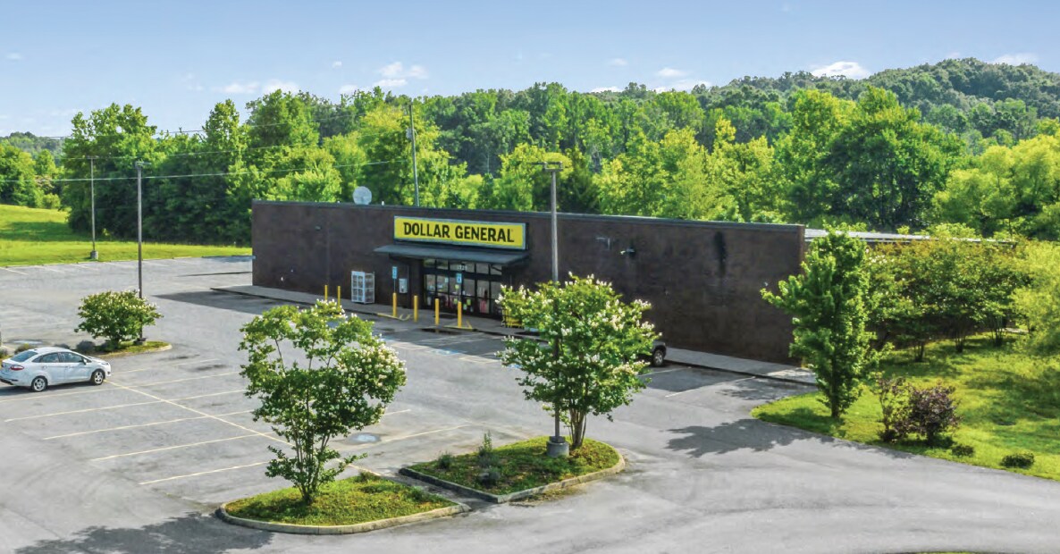 3220 E Governor John Sevier Hwy, Knoxville, TN à vendre Photo de l’immeuble– Image 1 sur 4