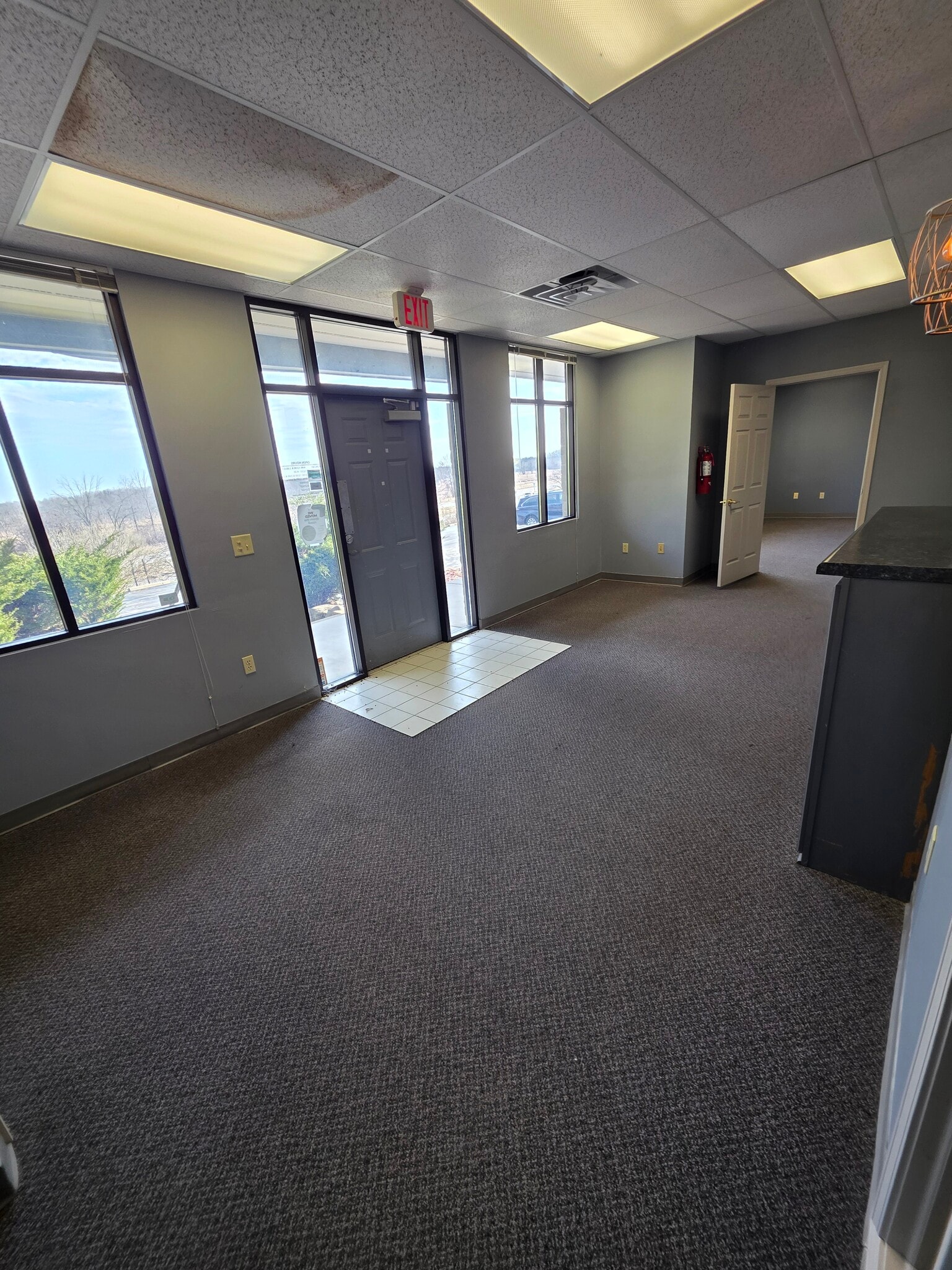 21150 W Capitol Dr, Brookfield, WI à louer Photo intérieure– Image 1 sur 12