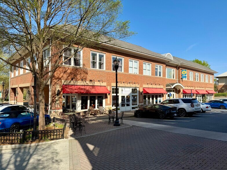 1295 W Spring St SE, Smyrna, GA à vendre - Photo de l’immeuble – Image 3 sur 16