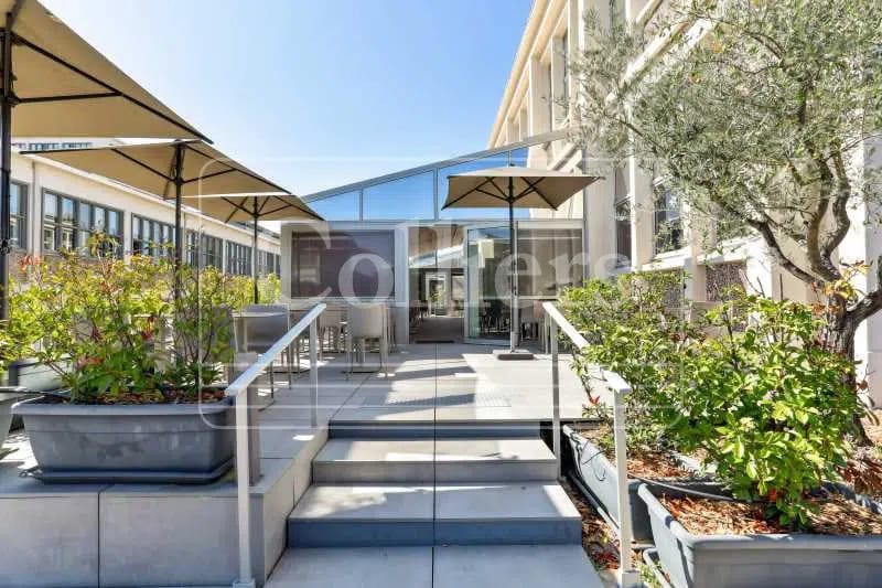 8 Avenue De Saint Menet, Marseille à louer - Photo de l’immeuble – Image 2 sur 14