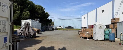 200 Industrial Way, Brisbane, CA à louer Photo de la construction– Image 2 sur 5