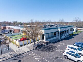 Plus de détails pour 30-34 Okner Pky, Livingston, NJ - Local d’activités à vendre