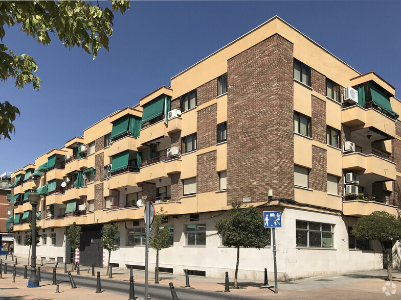 Local commercial dans Getafe, Madrid à louer - Photo de l’immeuble – Image 2 sur 2