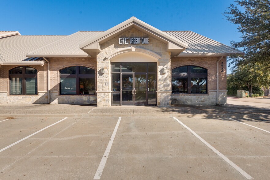 7920 Preston Rd, Plano, TX à vendre - Photo de l’immeuble – Image 2 sur 3