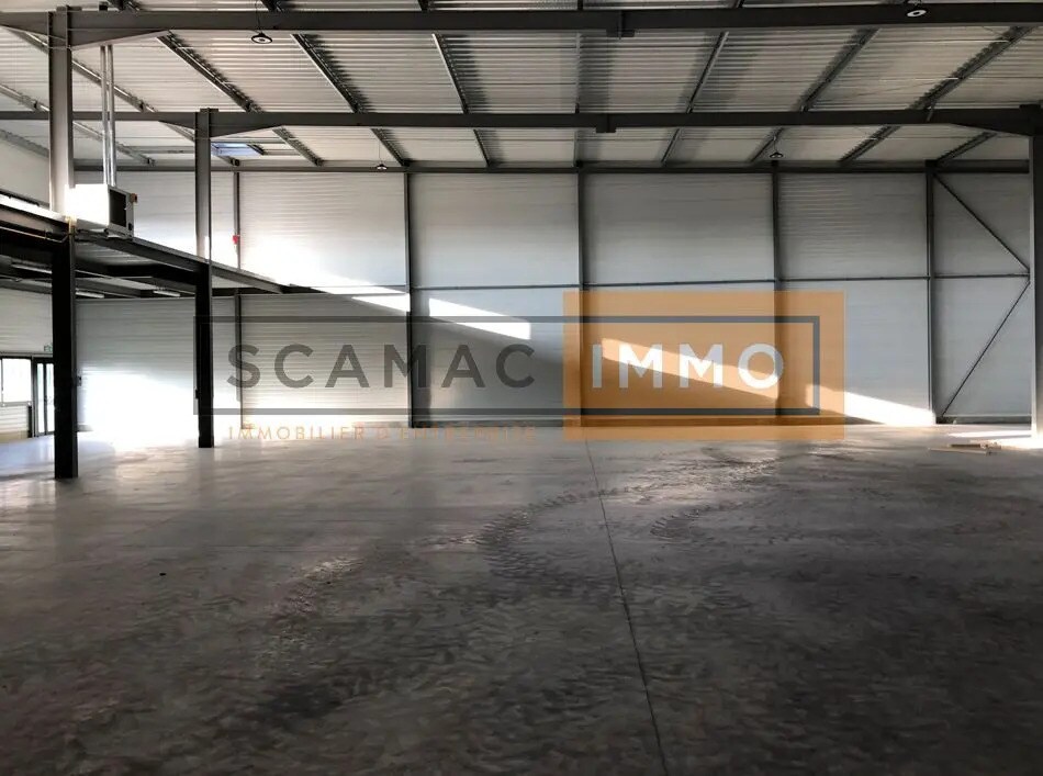 Industriel/Logistique dans Aulnay-sous-Bois à louer Photo de l’immeuble– Image 1 sur 6