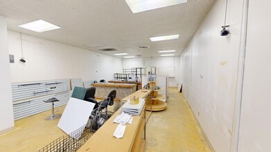 5800-6022 W Jefferson Blvd, Fort Wayne, IN à louer Photo intérieure– Image 1 sur 2