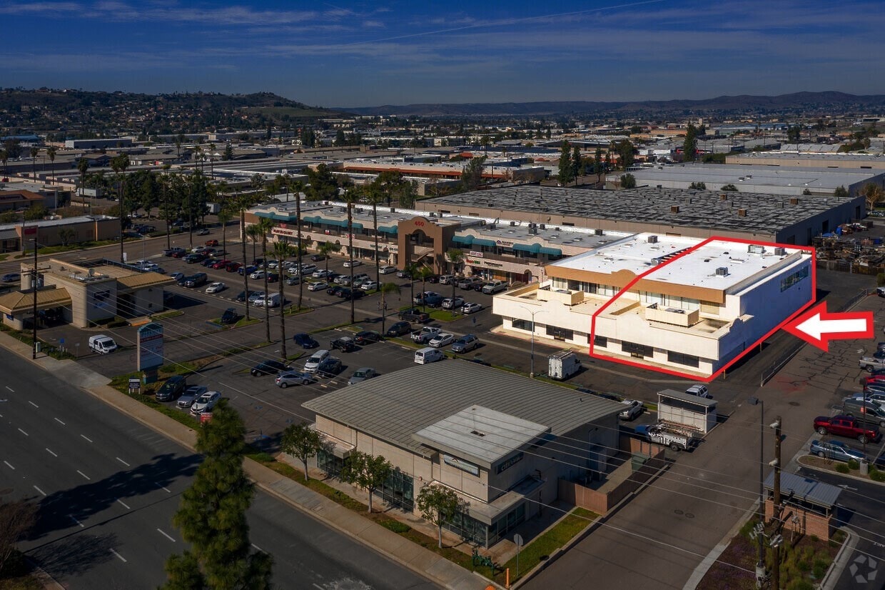 450 Fletcher Pky, El Cajon, CA à louer Photo de l’immeuble– Image 1 sur 9