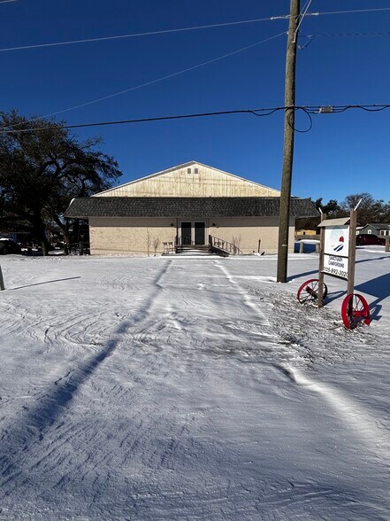 21118 Highway 1, Golden Meadow, LA à vendre - Photo principale – Image 1 sur 1
