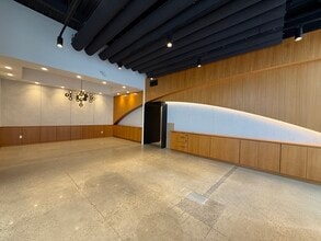 6075 67A St, Red Deer, AB à louer Photo intérieure– Image 2 sur 15