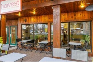 Plus de détails pour 718 10 St, Canmore, AB - Local commercial à vendre