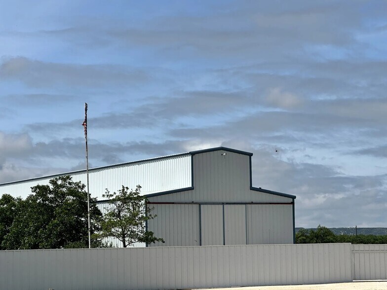 182 Cr-335, Abilene, TX à louer - Photo de l’immeuble – Image 2 sur 12